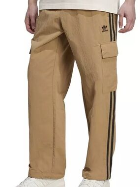 Adidas Originals Men's essential three stripe cargo pants nwt size large